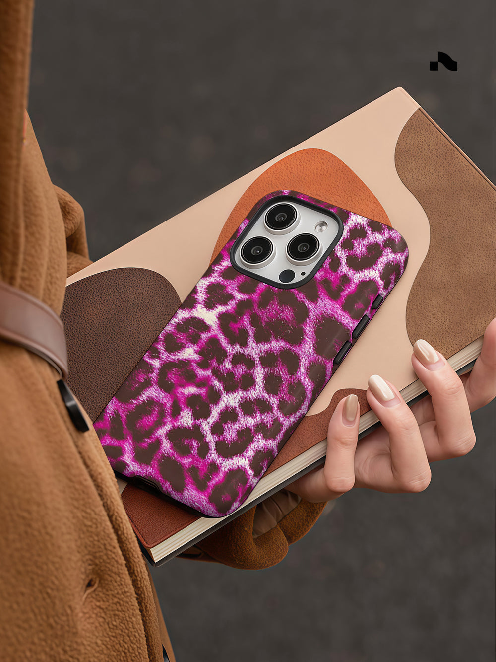 Leopard Magnetic iPhone Case